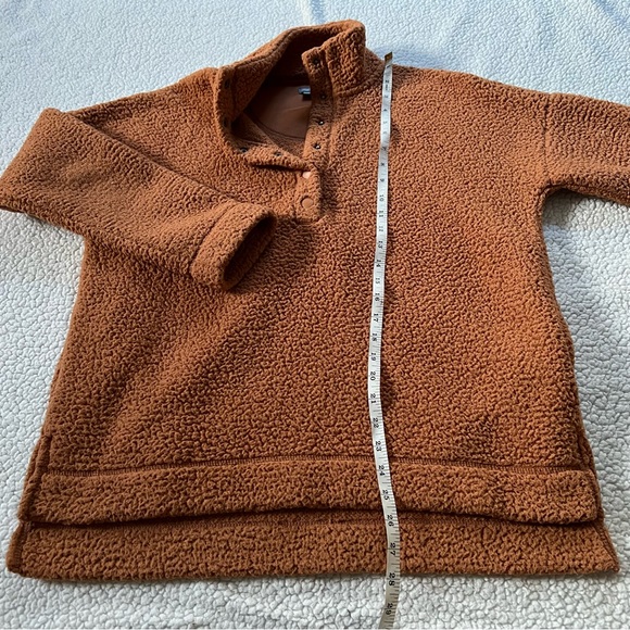 Aerie Teddy Bear Sherpa - Picture 6 of 10